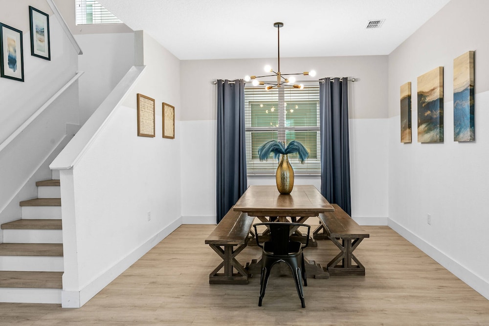 Spacious 7Bd Next to Clubhouse at Solara Resort