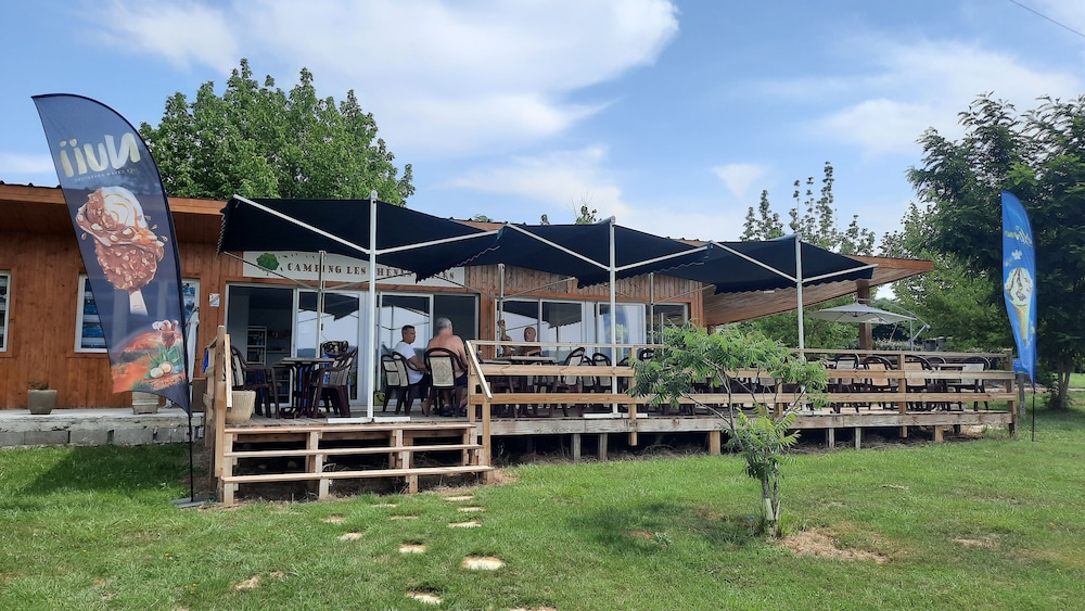 Camping Les Chenes Clairs