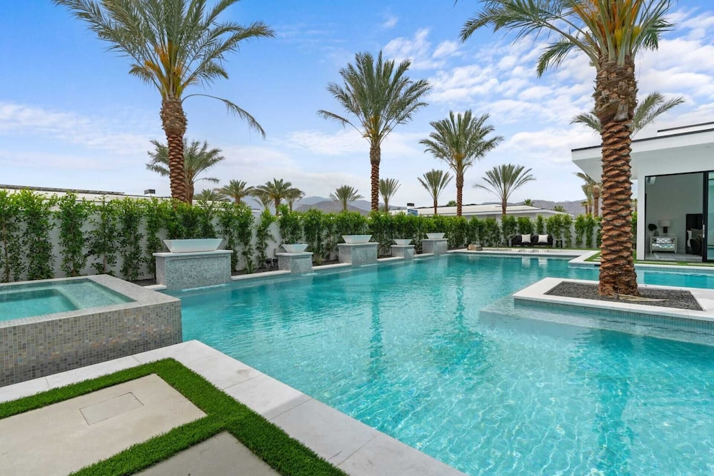 Villa Sleeps 17 w/ Pool, Firepit, Putting Green Bravo Villa 3 by Avantstay