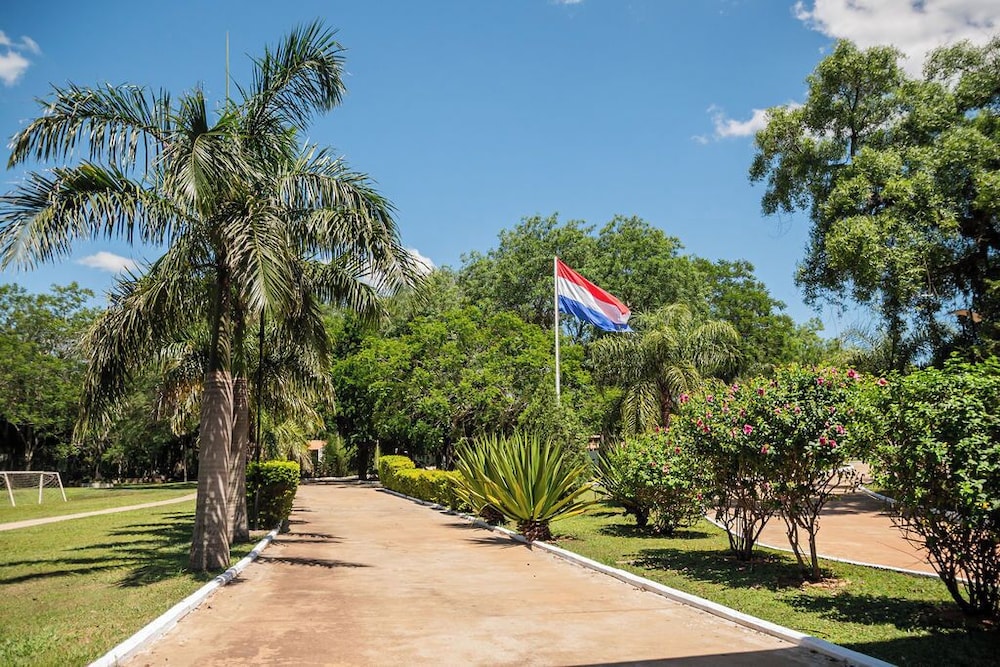 Papalo Resort Hotel