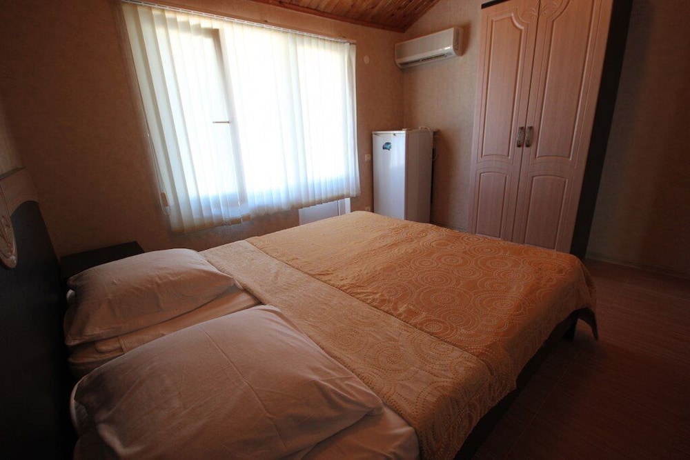 Photo 24