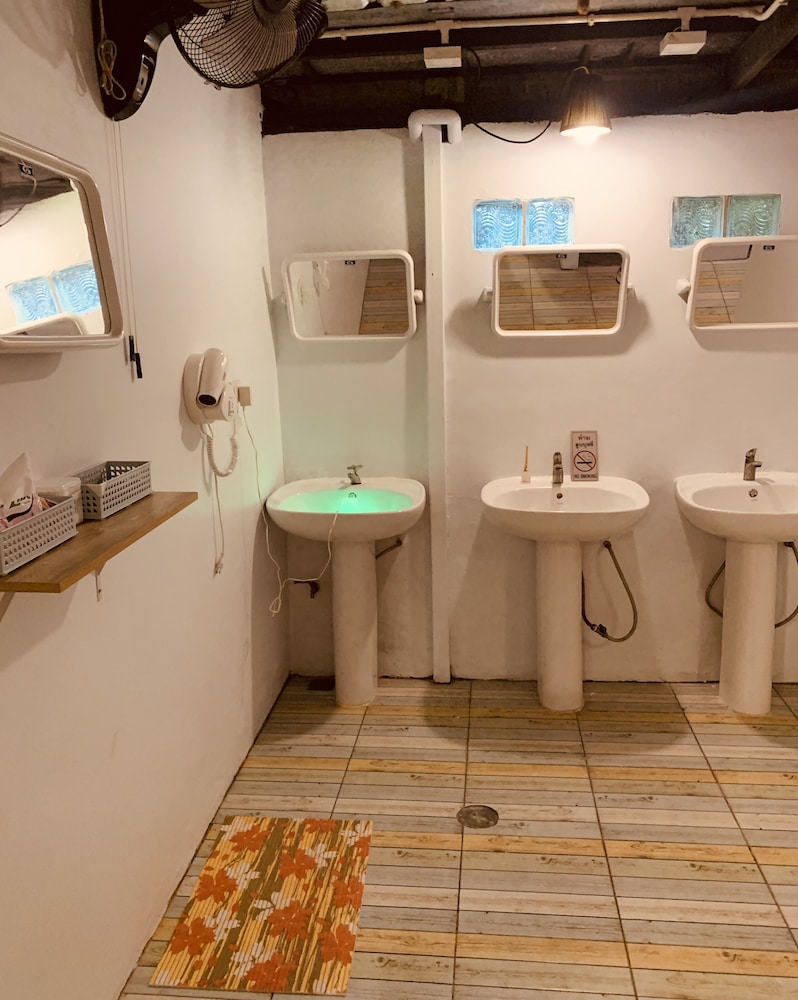 Hostel Baan Ichi