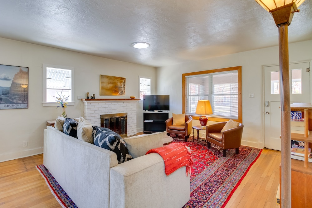 Albuquerque Vacations - Silver Hill Apartment Near UNM Campus! - Property Image 14
