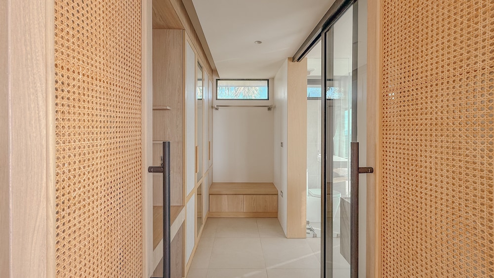 The Salin Seaview Villas