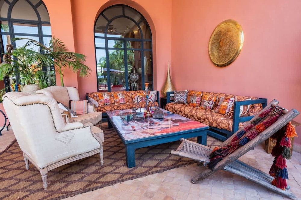 Luxury Villa Pool spa and 5-star Sercice