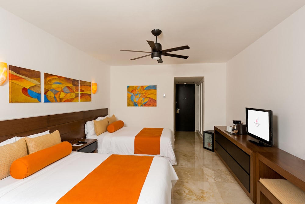 Flamingo Cancun All Inclusive 13
