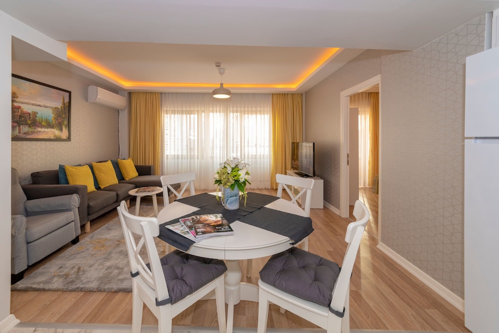 Feri Suites - Image 48