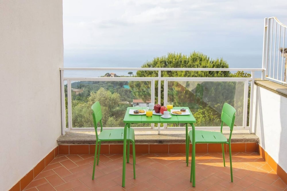 Sorrento Villa With Pool And Amazing Views