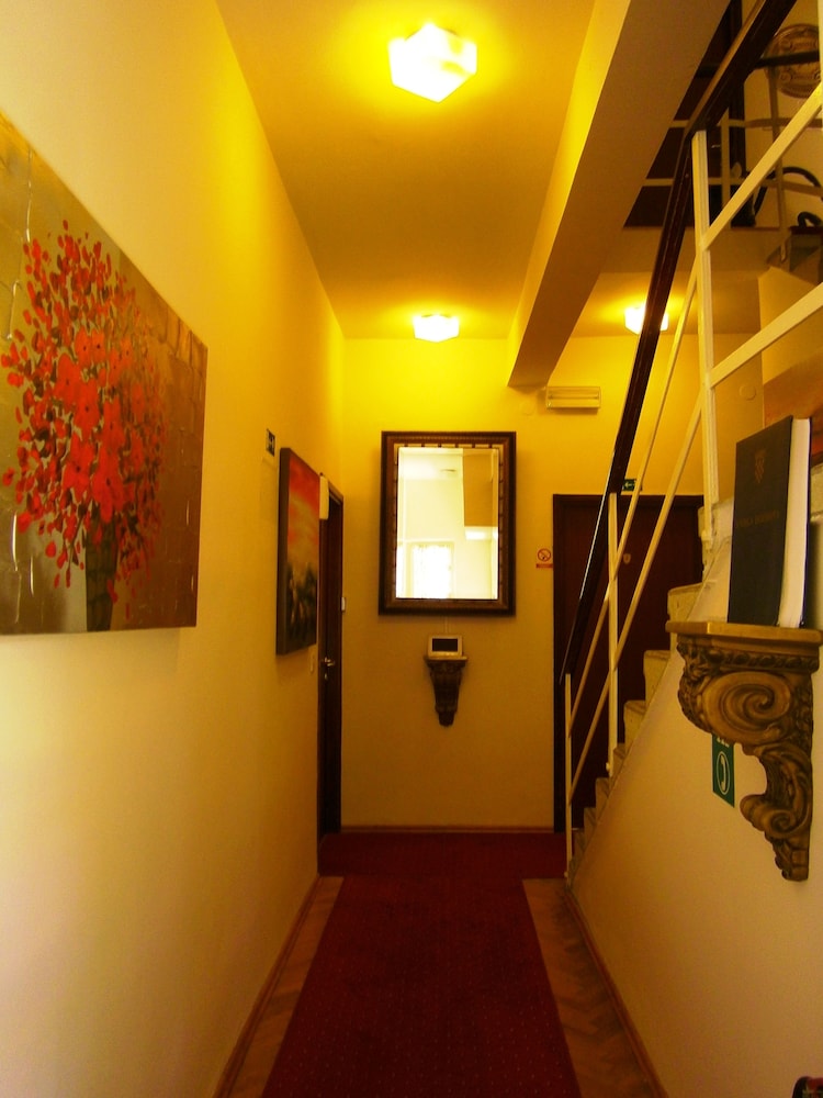 Integral Hotel Arbia - Villa Rio