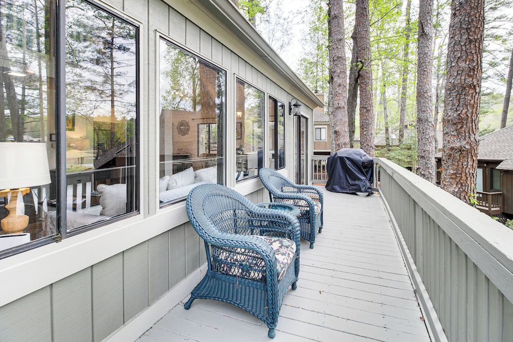 Lake & Golf Course Views: Big Canoe Home w/ Deck!