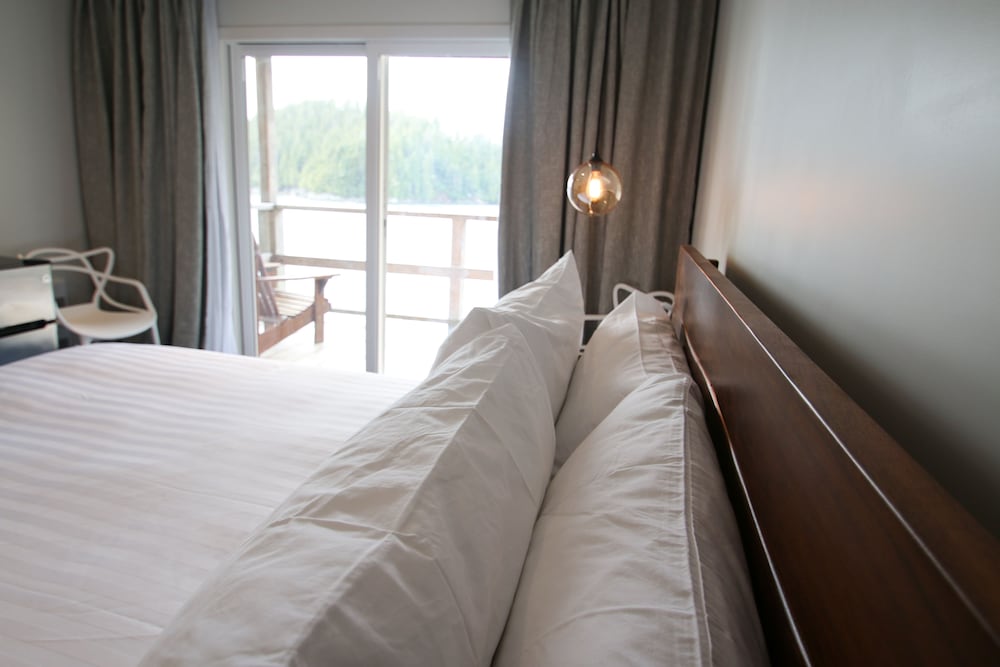 Tofino Vacations - Duffin Cove Oceanfront Lodging - Property Image 33