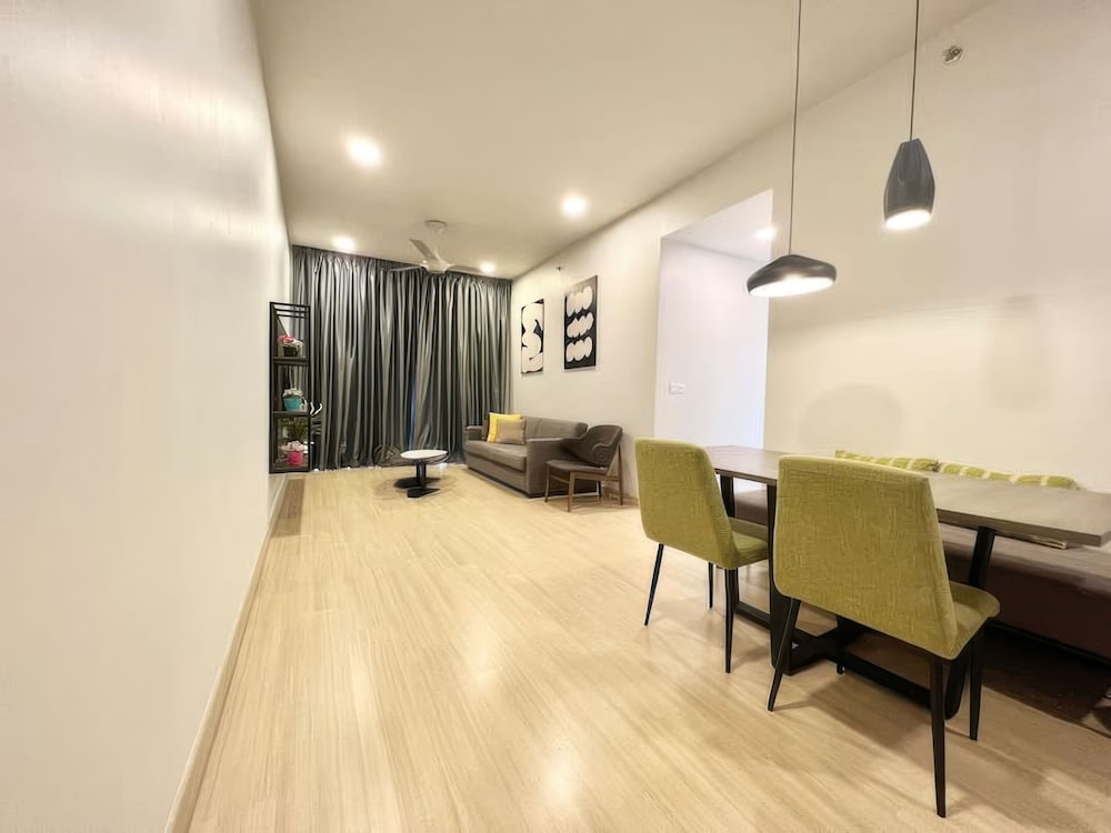 Windmill Upon Hills Retreat Apartments
