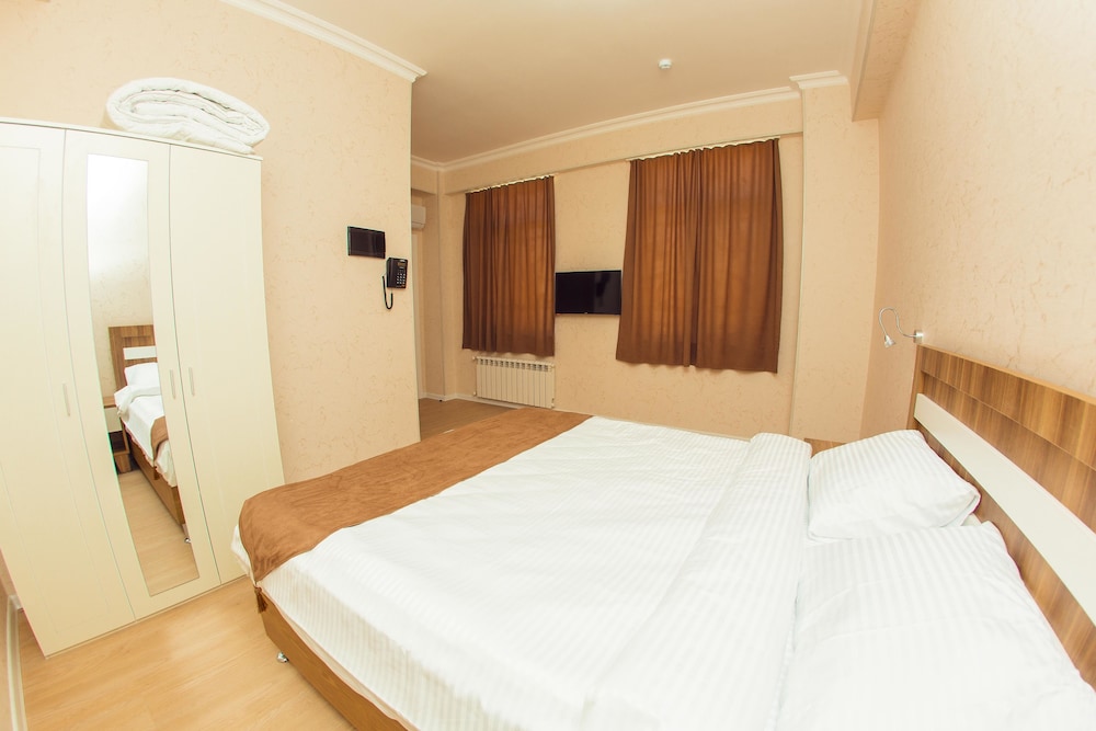 Alfa Hotel & Hostel view 3