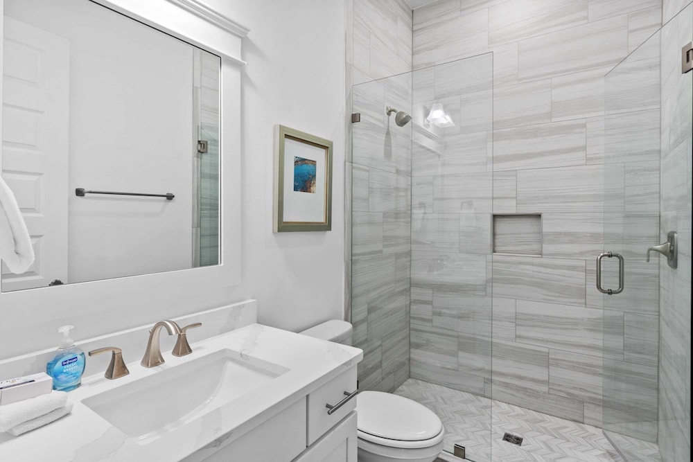 Newly Built 4bdr Arcade Blue Mountain Beach Bluewater Bliss by Avantstay