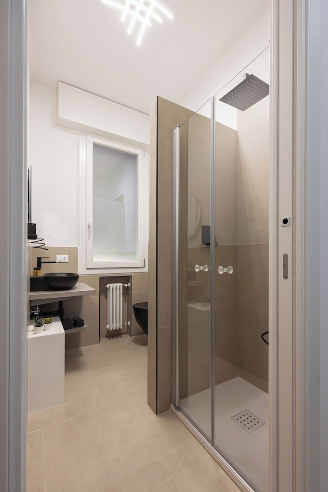 Luxury Station Suite