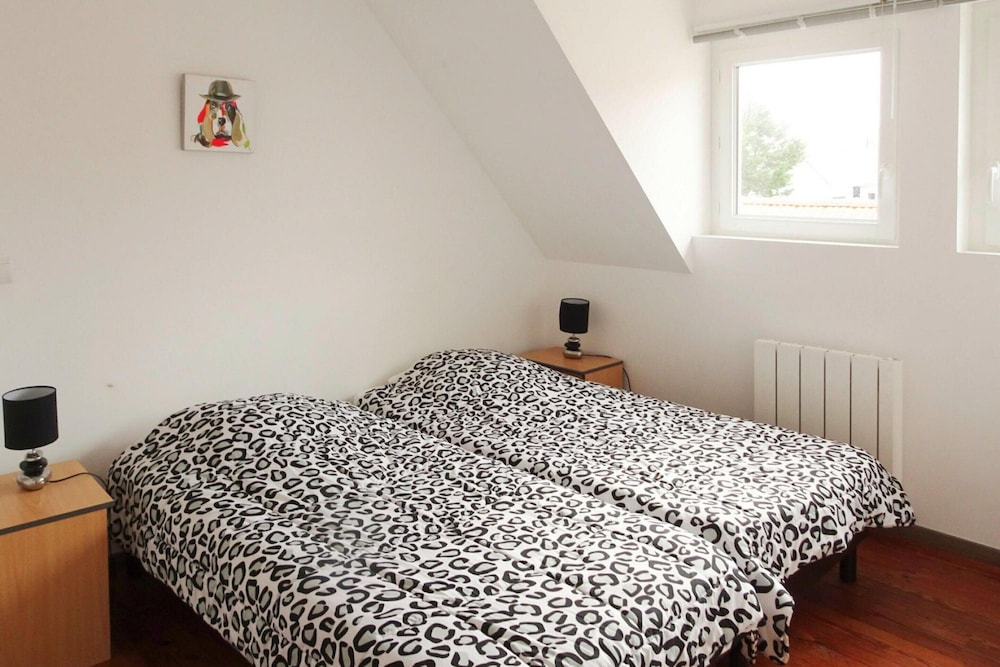 Holiday Home in St.martin-de-brehal view 5