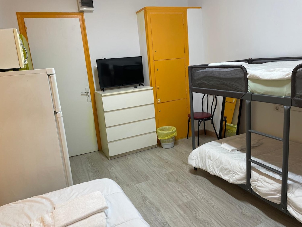 Albergue Pension Rossell