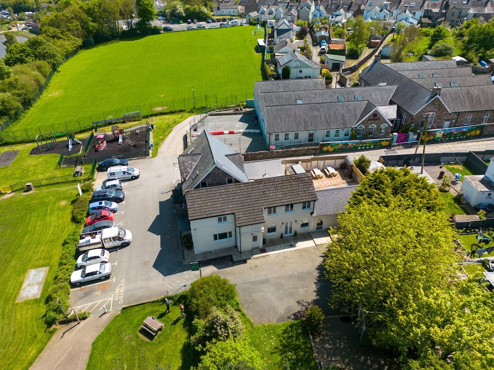 Teifi Villa