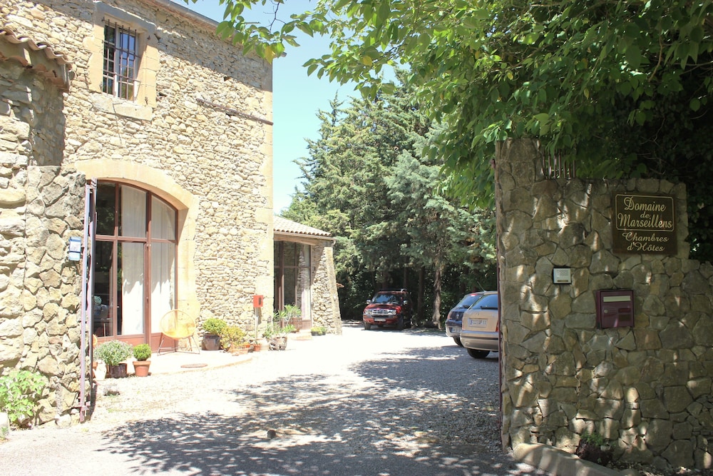 Photo 42