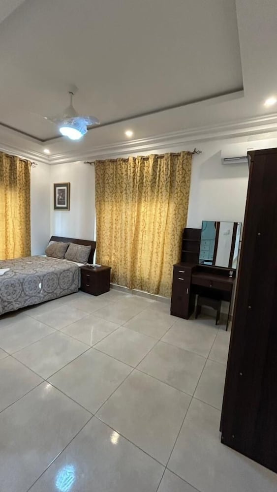 Ocean Breeze Luxury Apartments