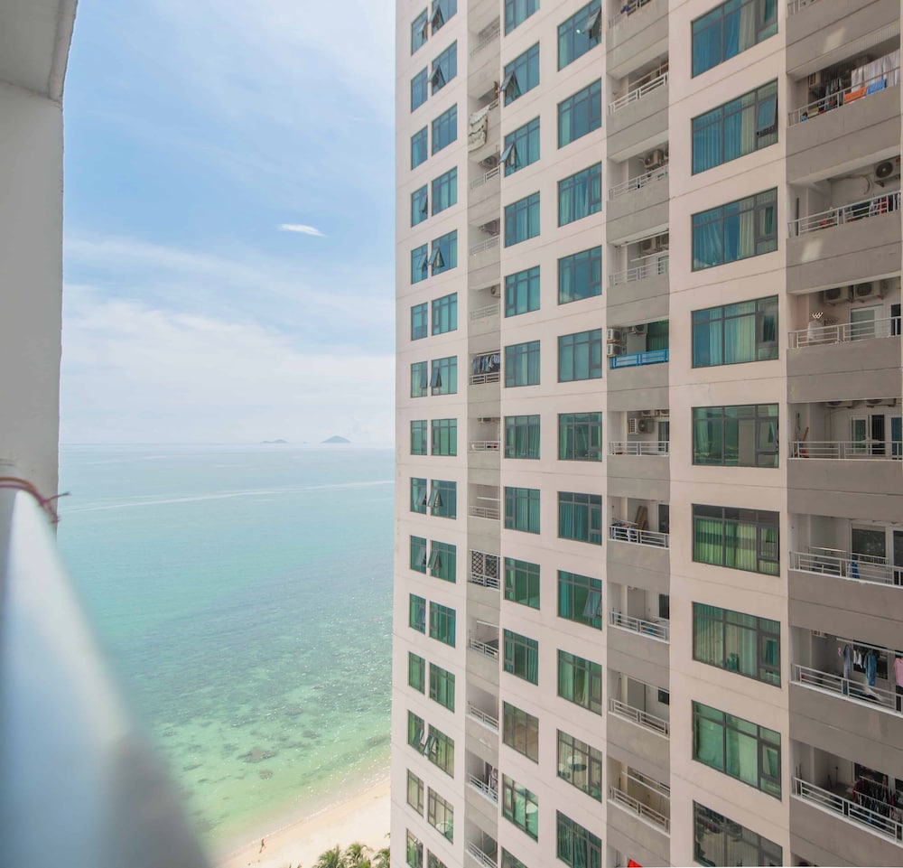 Oceanus Vien Trieu Nha Trang Apartment - Thai Ha