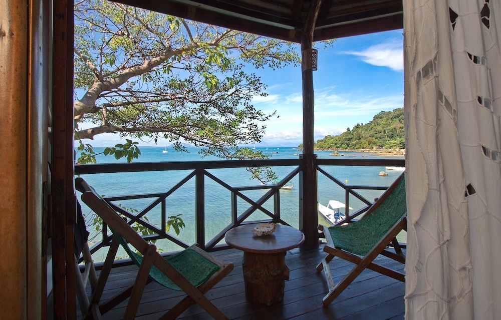 Maki Lodge