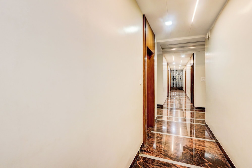 Fabhotel Vishnu Grand