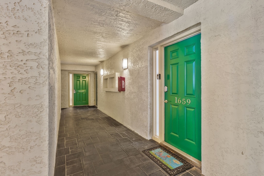 1659 Bluff Villas at The Sea Pines Resort
