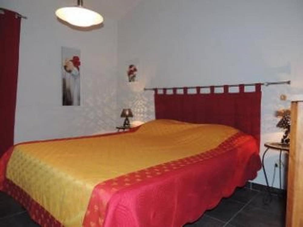 House in Vaison La Romaine With Heated Pool