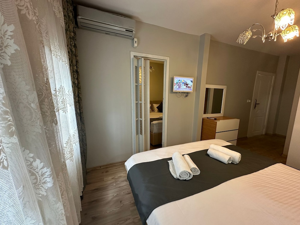 Rose Bouquets Otel - Image 17