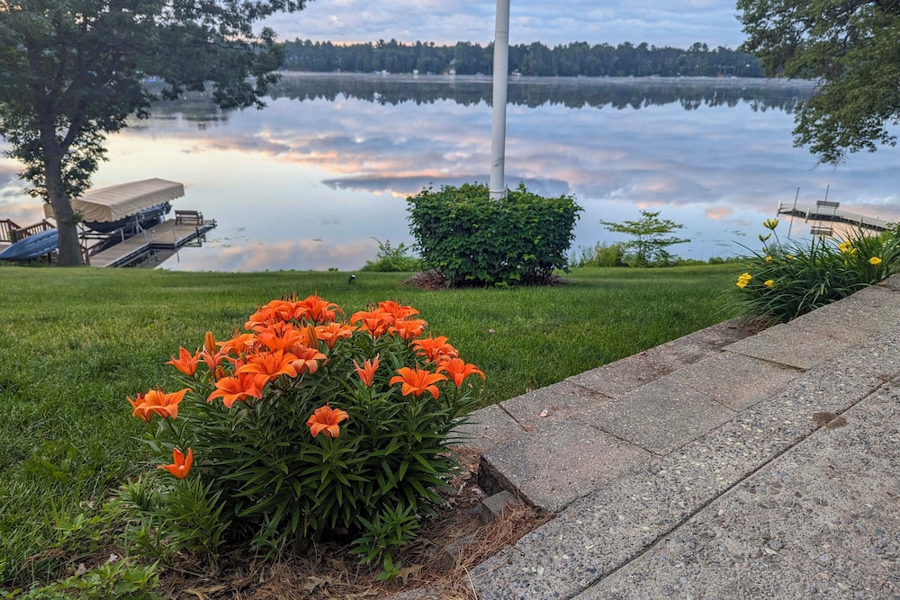 Dock, Deck & View: Lakefront Chippewa Falls Studio
