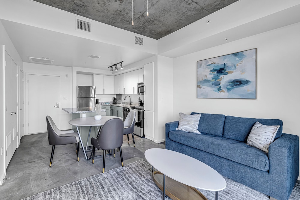 Phoenix Urban Luxury Escape