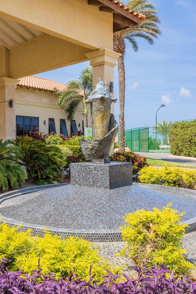 2br2ba Townhome With Pools GYM Gold Coast