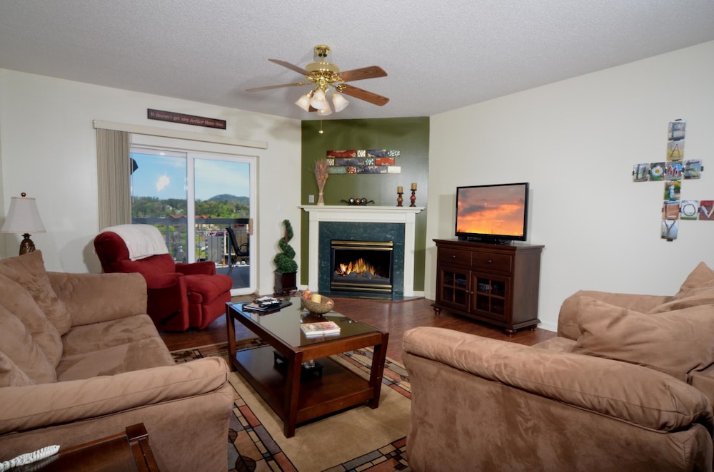Whispering Pines 133 view 3