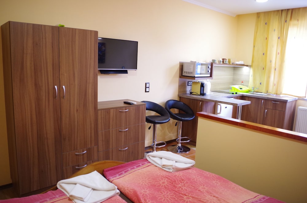 Aranyhal Apartmanház