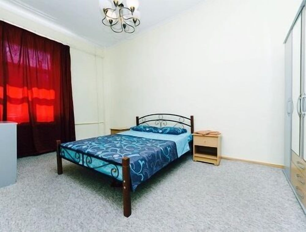 Hotrent Pechersk Arsenal