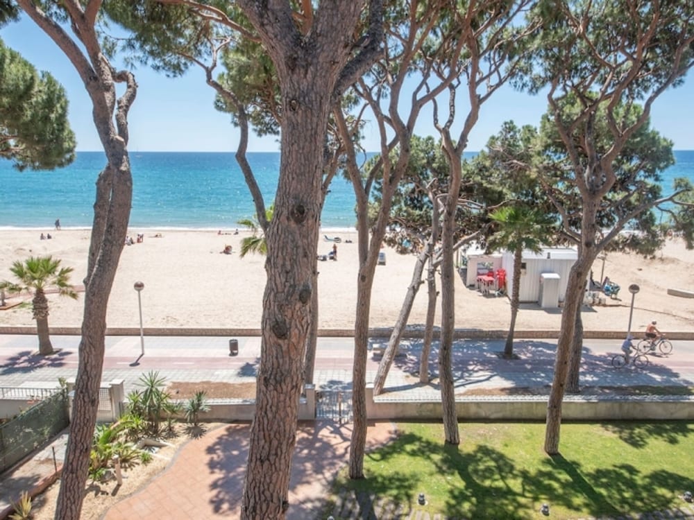 Th116 Apartamento Frente al mar en Cambris