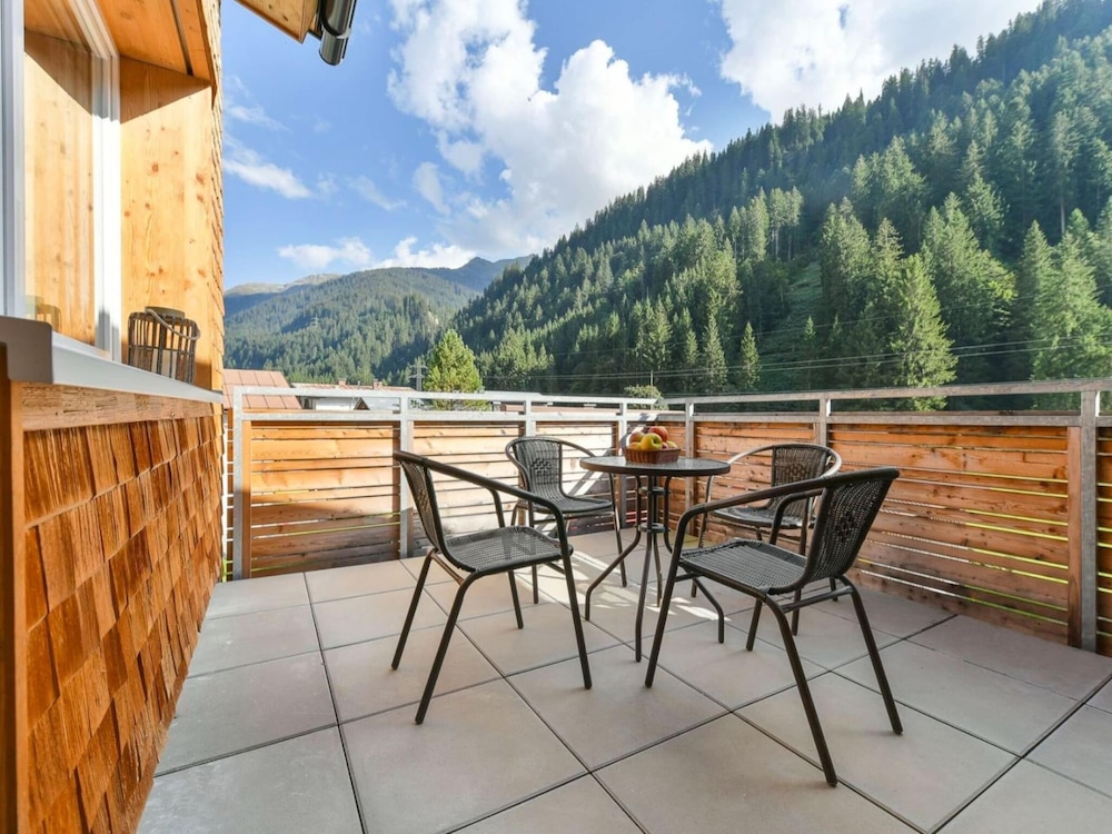 Majestic Apartment in Klosterle With Sauna on the Arlberg Met Terras