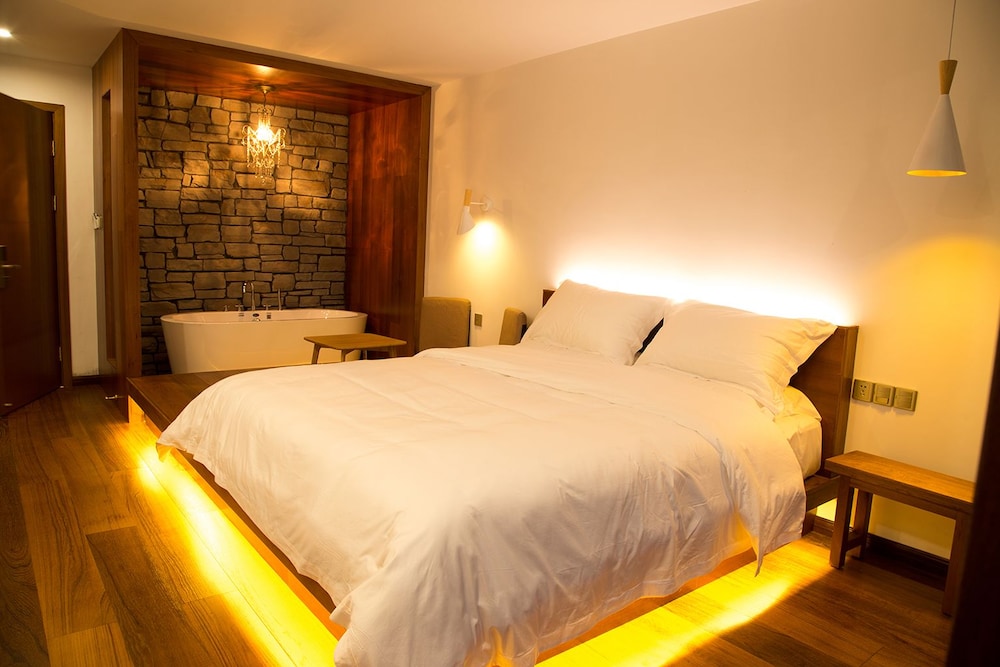 Fishman homestay
