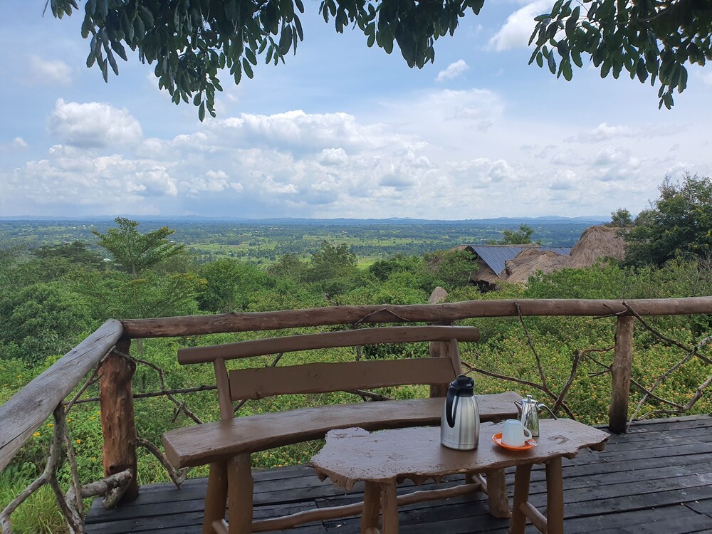 Topi Lodge
