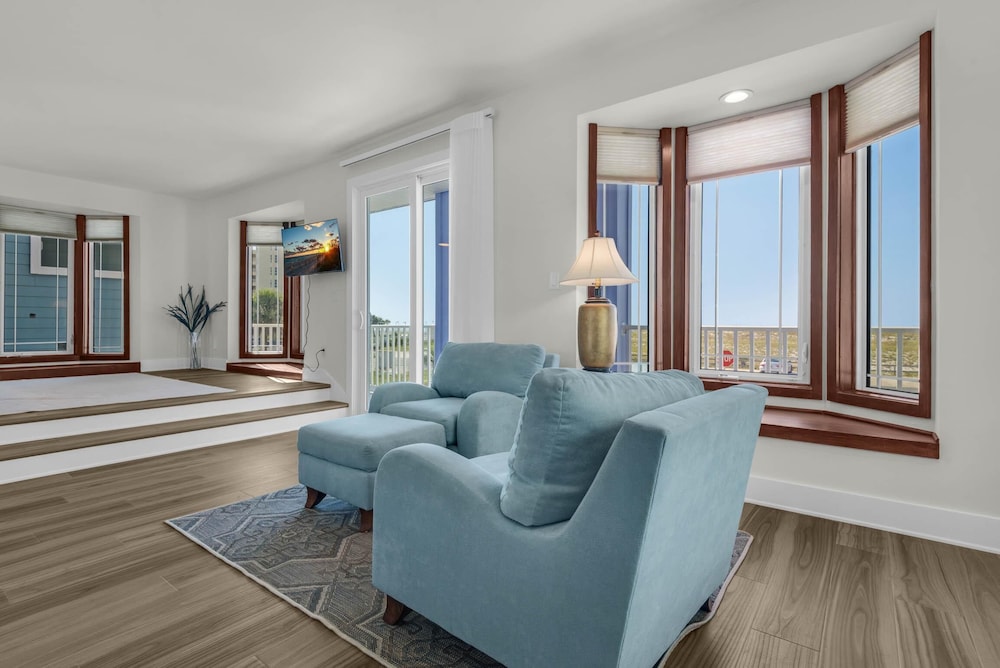 The Gulfview Grandeur