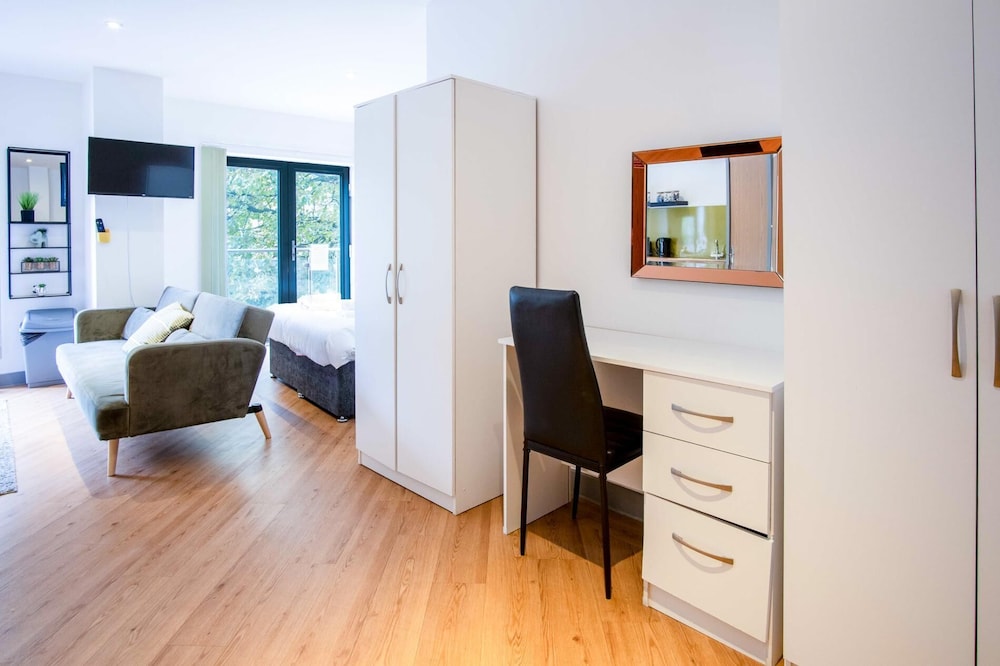 Princess Lofts 1 - 1 Bedroom Studio - Swansea