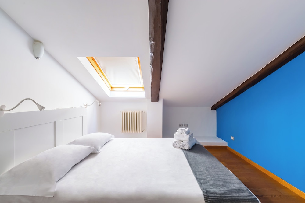 Attico al Duomo by Napoliapartments