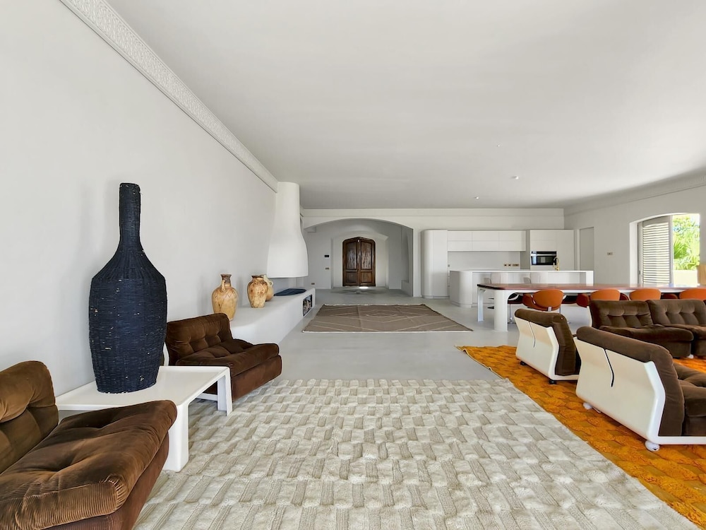 The White Camel Villa
