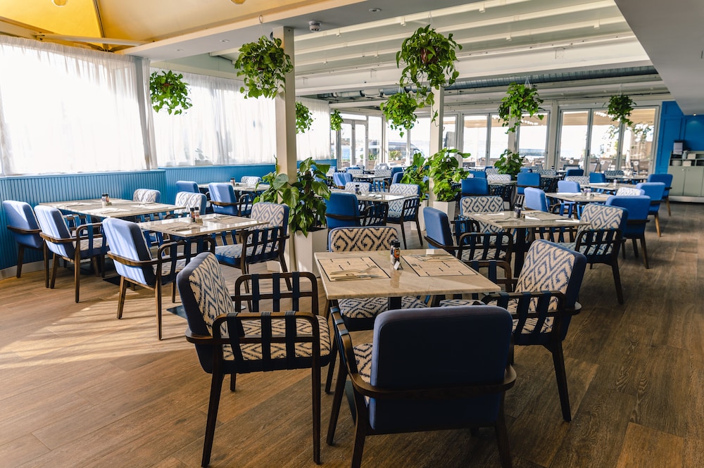 Mellieha Vacations - db Seabank Resort and Spa - Property Image 11