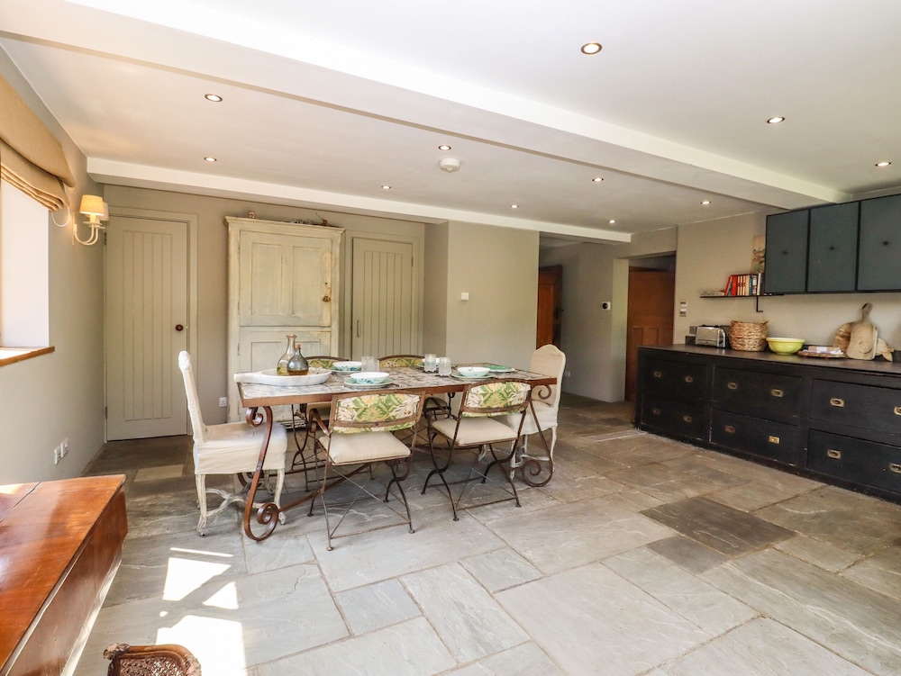 Six Acres House
