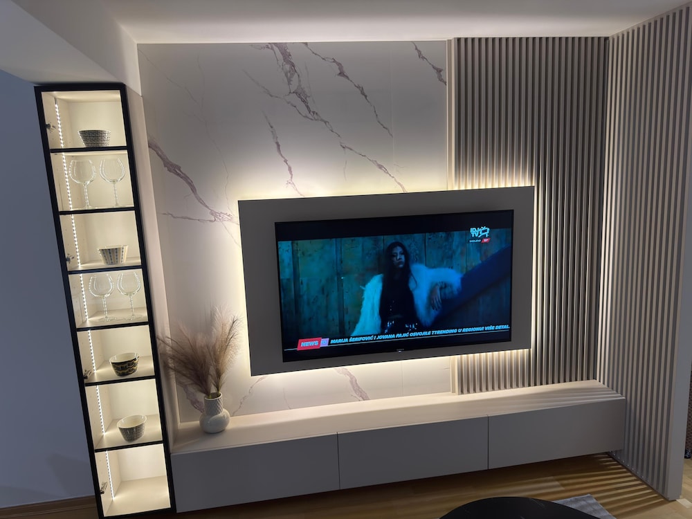 Luxury Prime Apartments with Parking