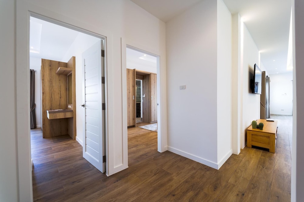 Brand-New Modern 3-Bedroom Villa MB20