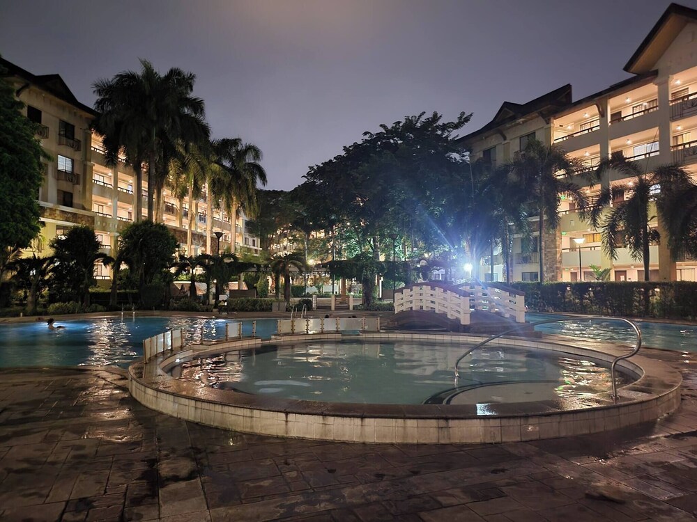 Oasis Living in Pasig City - 2bedroom Condo for Rent