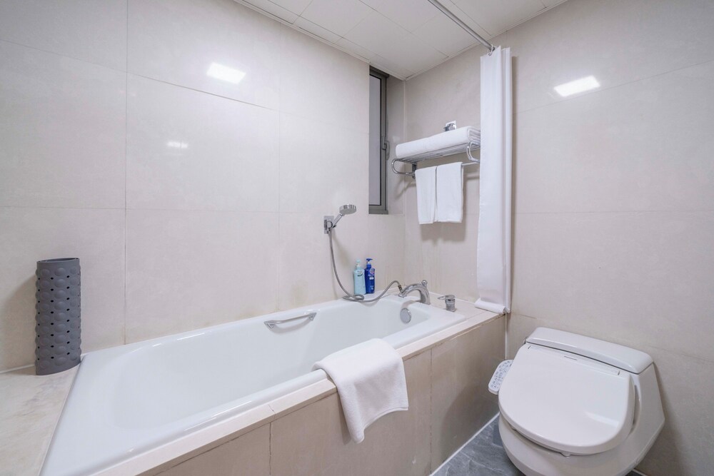 Tyms Elegant 3BR 2BA Apt Yongxin Century